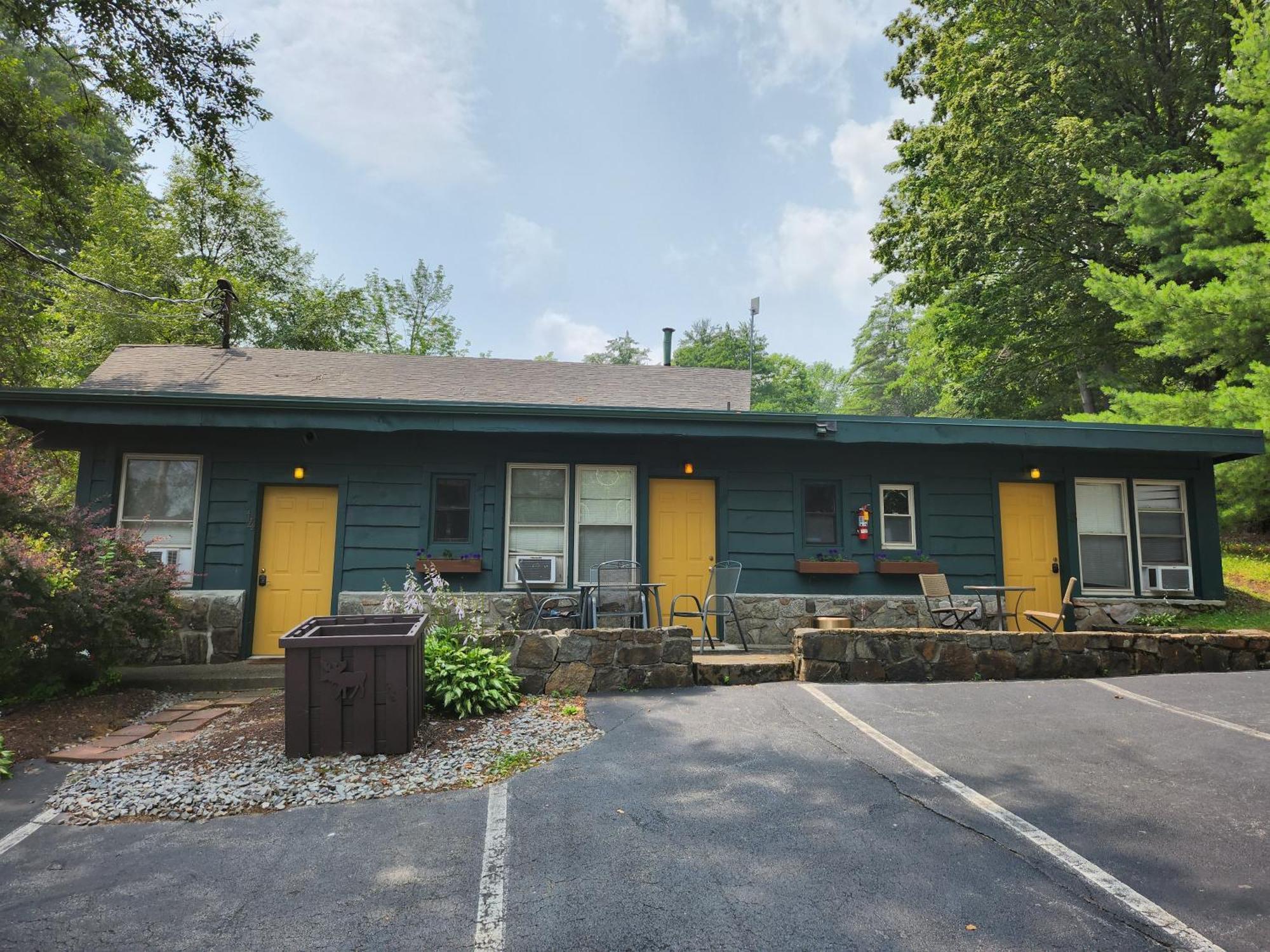 Adirondack Diamond Point Lodge Lake George Exterior photo